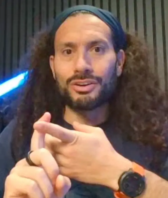 Bustamante insisted that all the workers of CIA are working towards a simple goal (UNILAD)