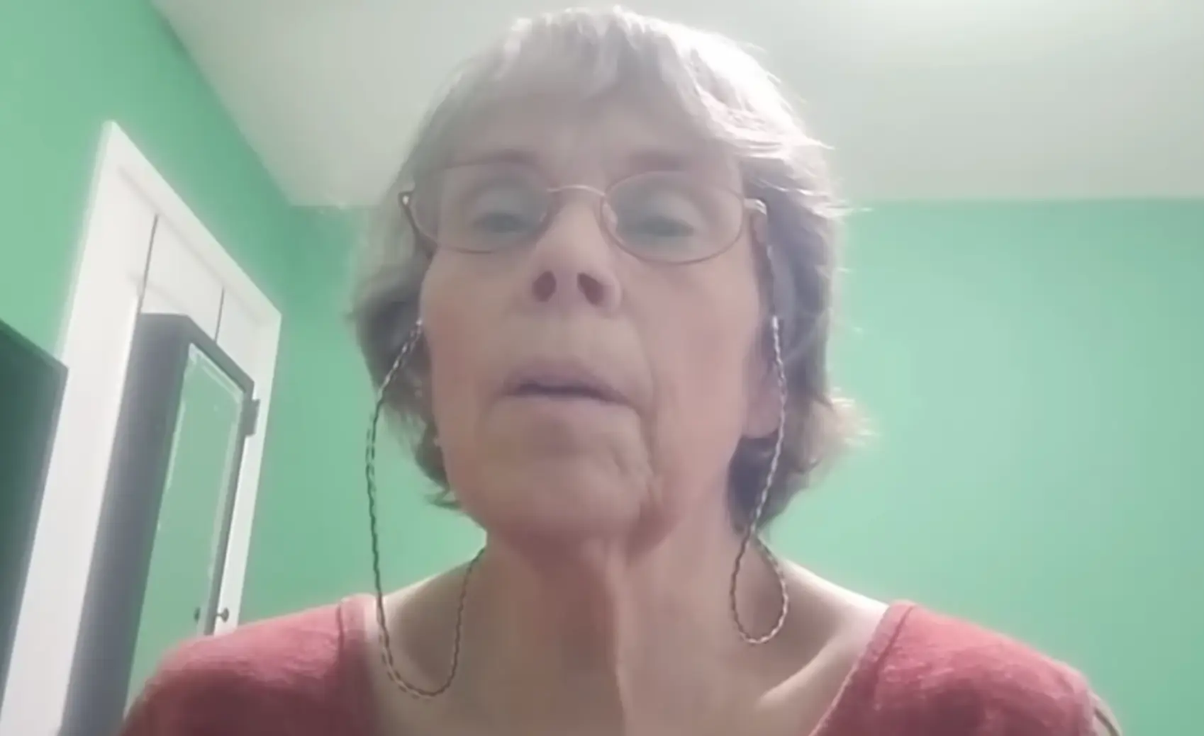 Wanda was lead to believe she was sending money to Barry Gibb.