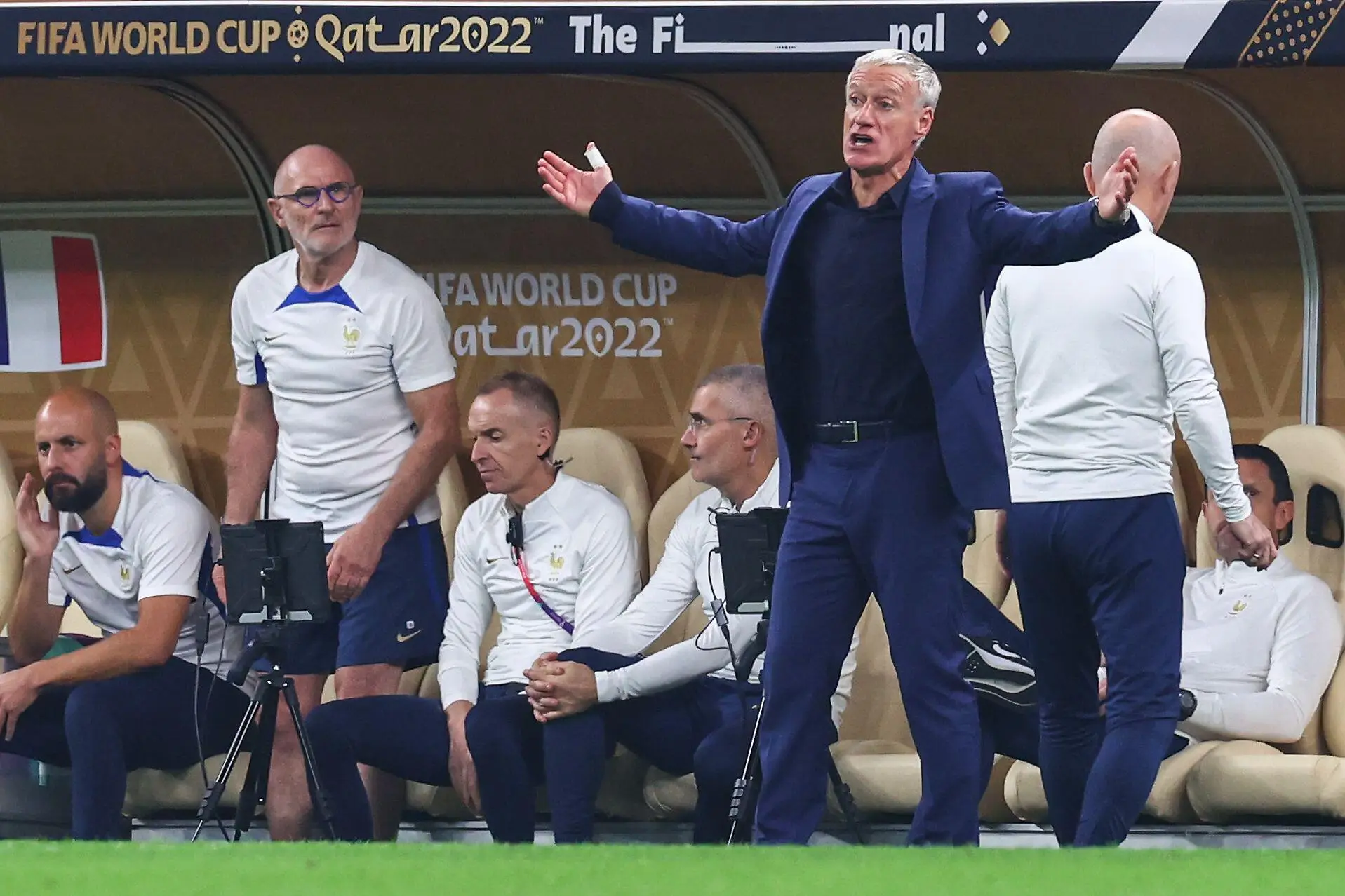 France were seriously struggling.