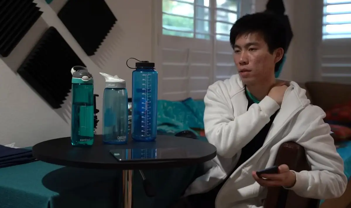 Hundreds of people have commended the creator for documenting the challenge (YouTube/Dreamlet)