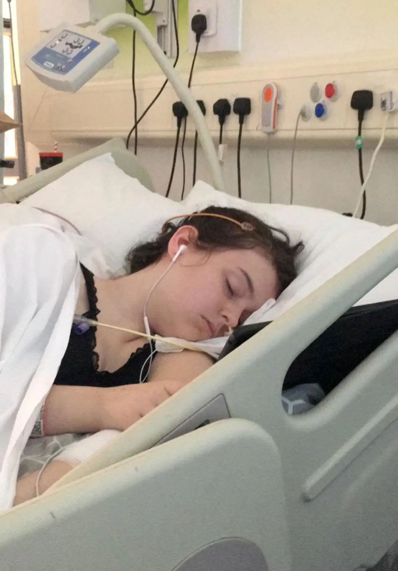 Sophie developed another condition after the brain tumor (SWNS)