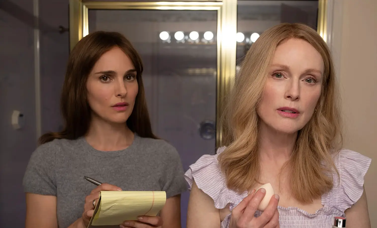 Portman and Moore in the film.