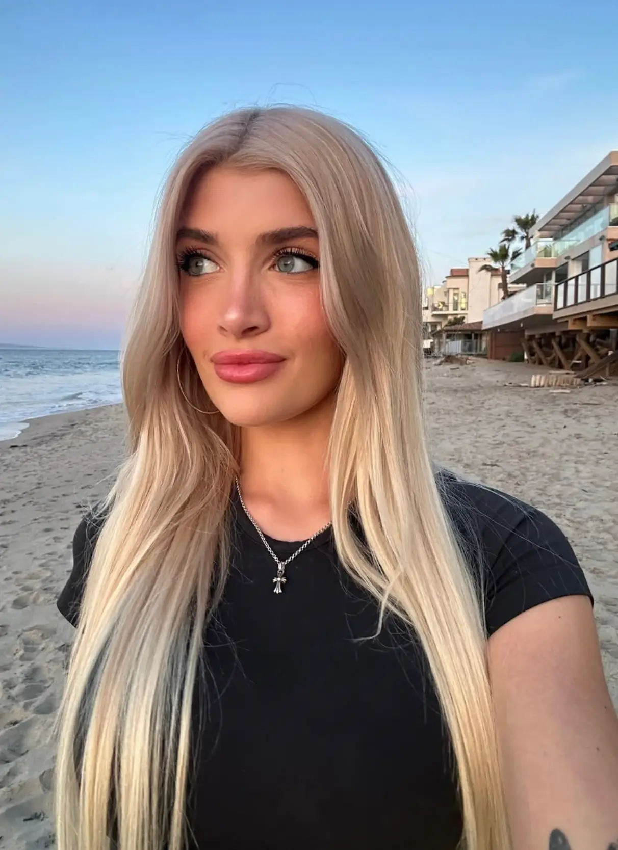 Sami Sheen took to TikTok to take a swipe at dad Charlie Sheen (Instagram/samisheen)