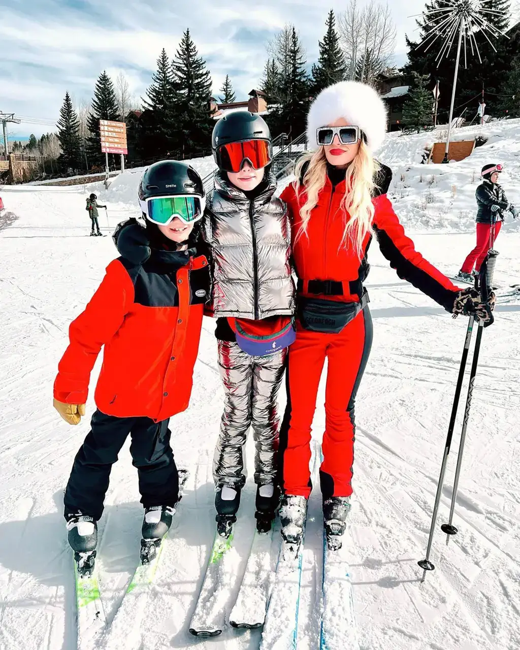 Simpson and Johnson have three kids together.