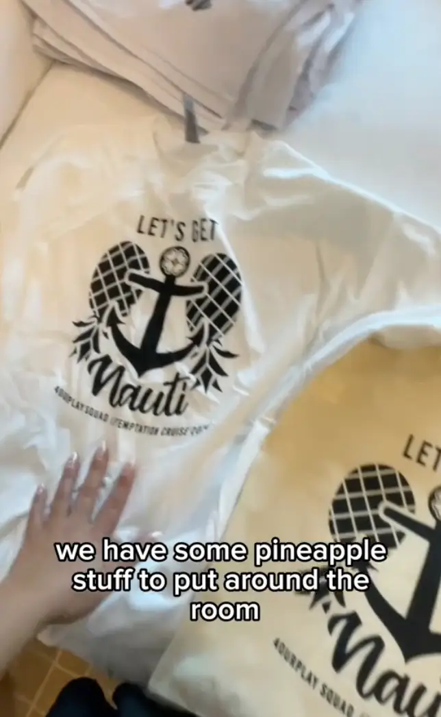 The upside down pineapple is a key sign. (@4ourplay/TikTok)