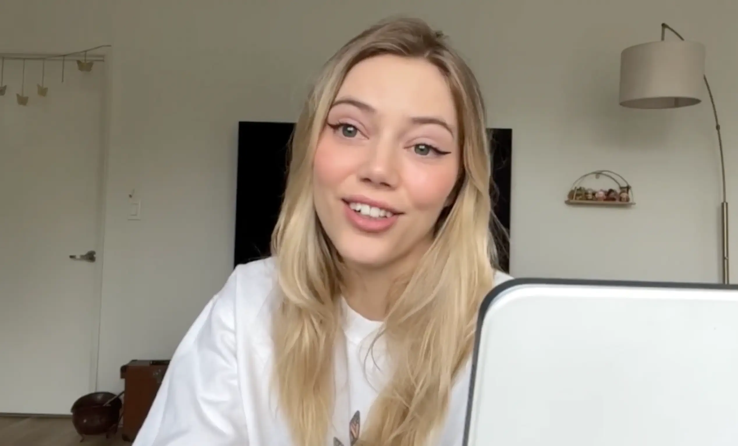 The Stranger Things star brought up the streamer's near-fatal drug overdose.