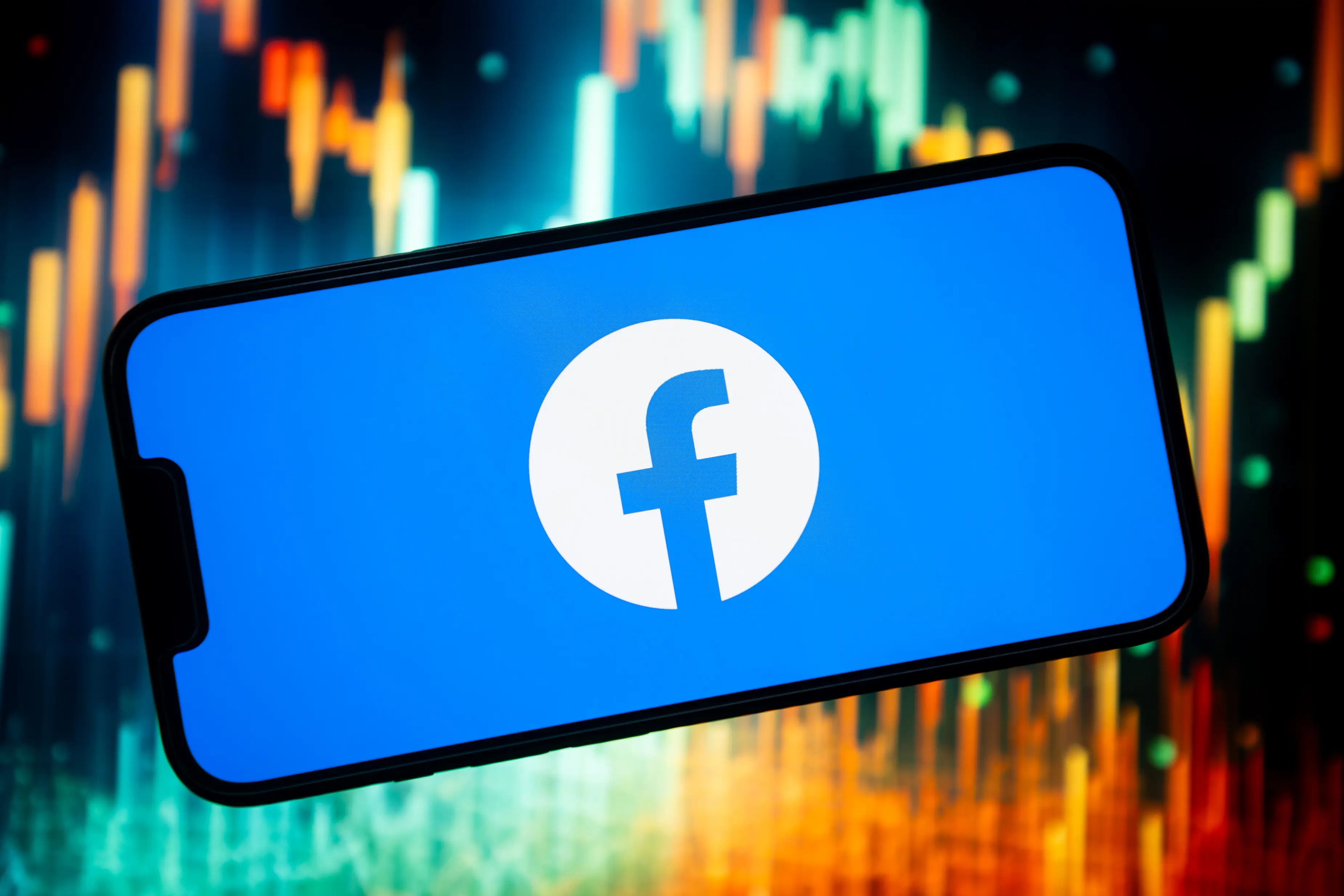 People are reporting that Facebook is down.