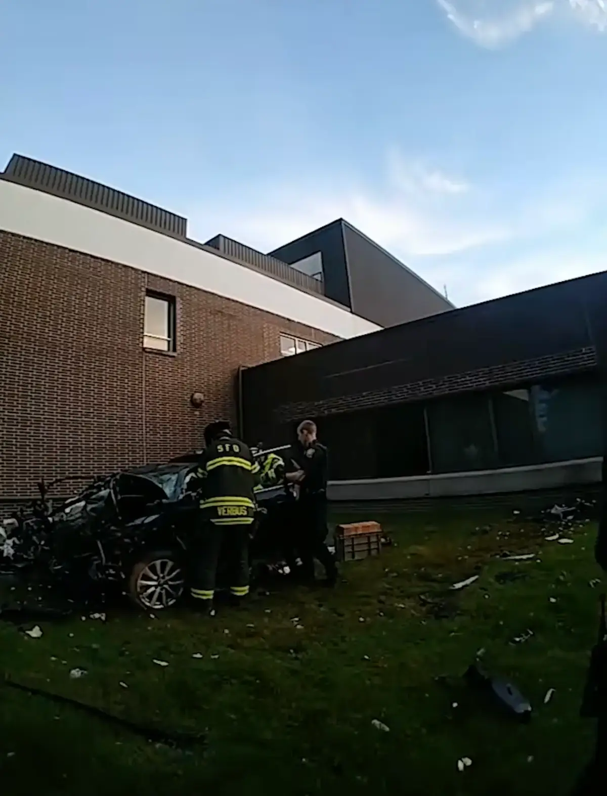 Officers were stunned at the wreckage of the crash (Strongsville PD)
