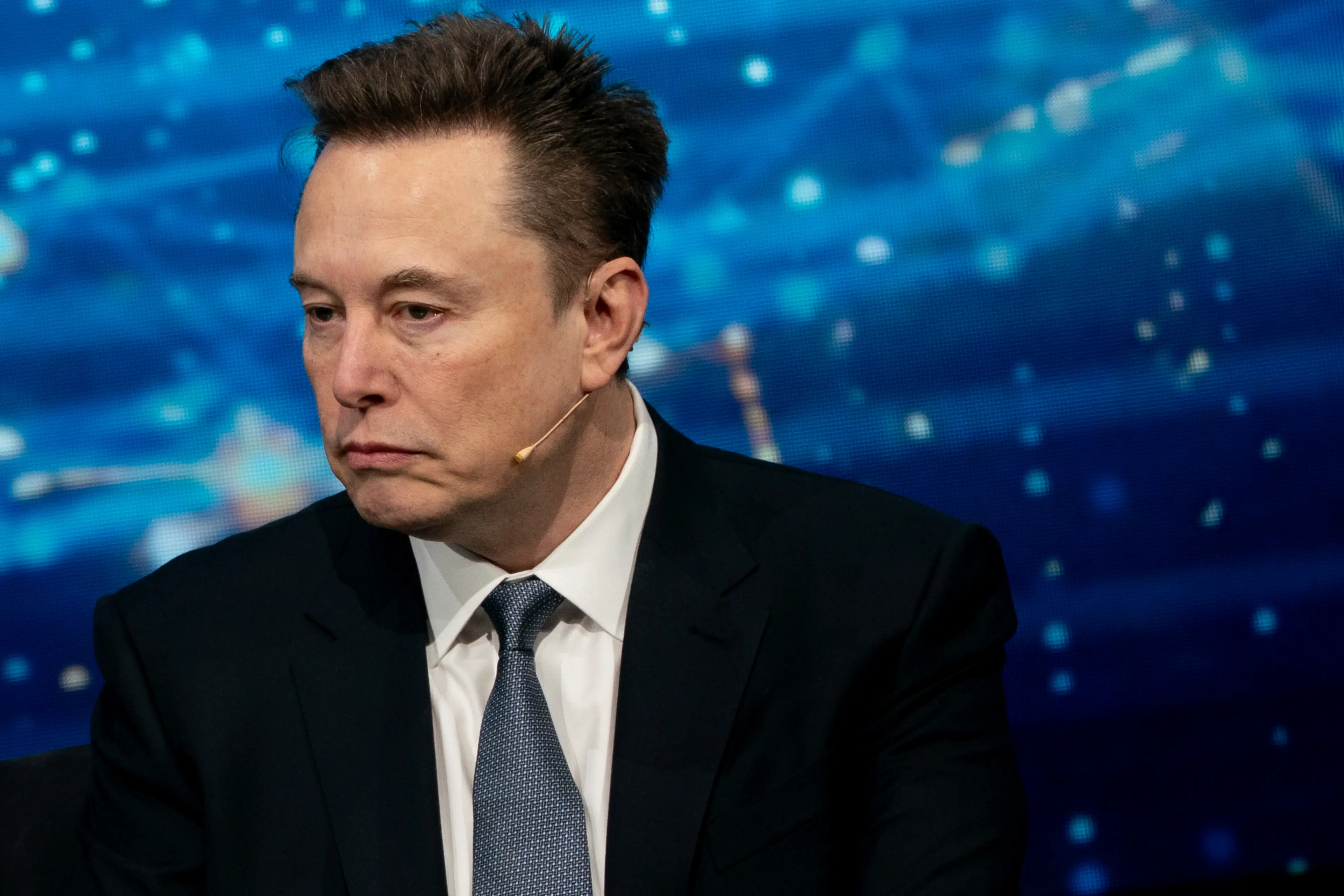 Elon Musk denied having a three-way with Amber Heard and Cara Delevingne (Stefani Reynolds/Bloomberg via Getty Images)
