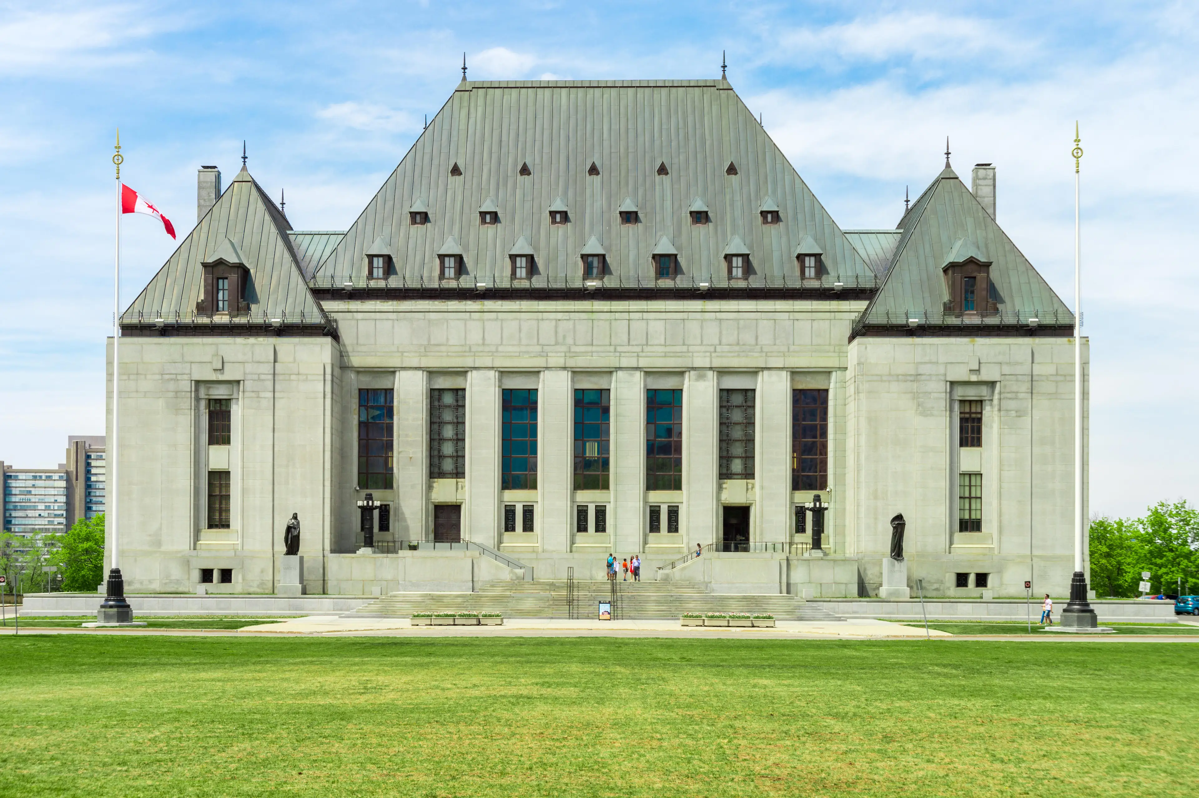 The Supreme Court in Canada has ruled that it’s legal to lure pedophiles online with fake adverts.