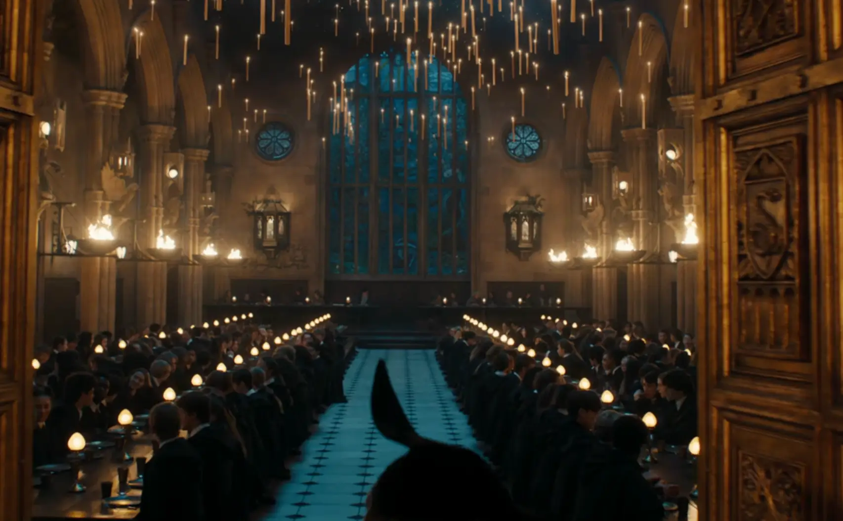 The latest trailer gives fans a more detailed look at the Great Hall (HBO)