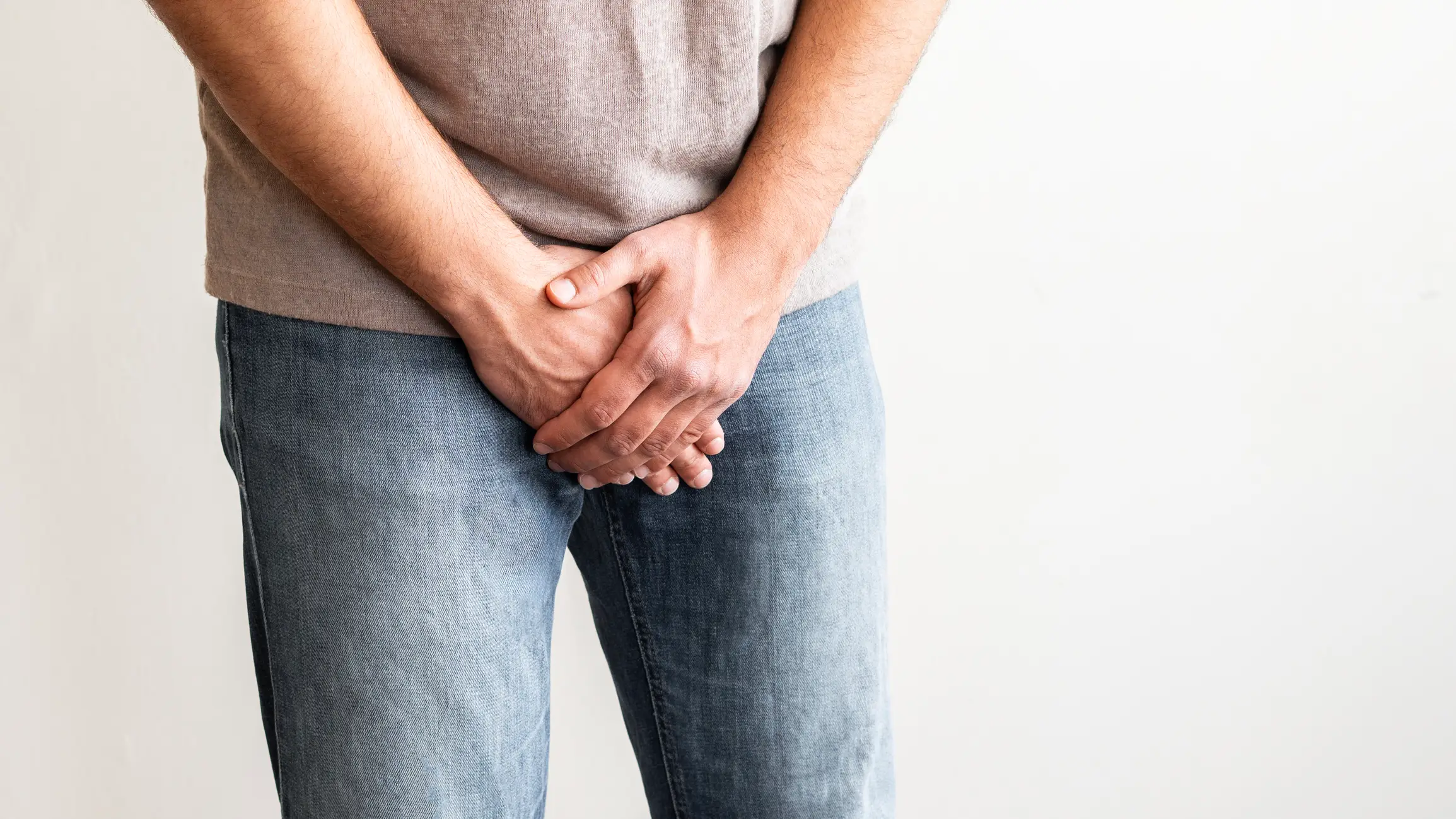 The NHS has advised three main symptoms to look for (Getty Stock Photo)