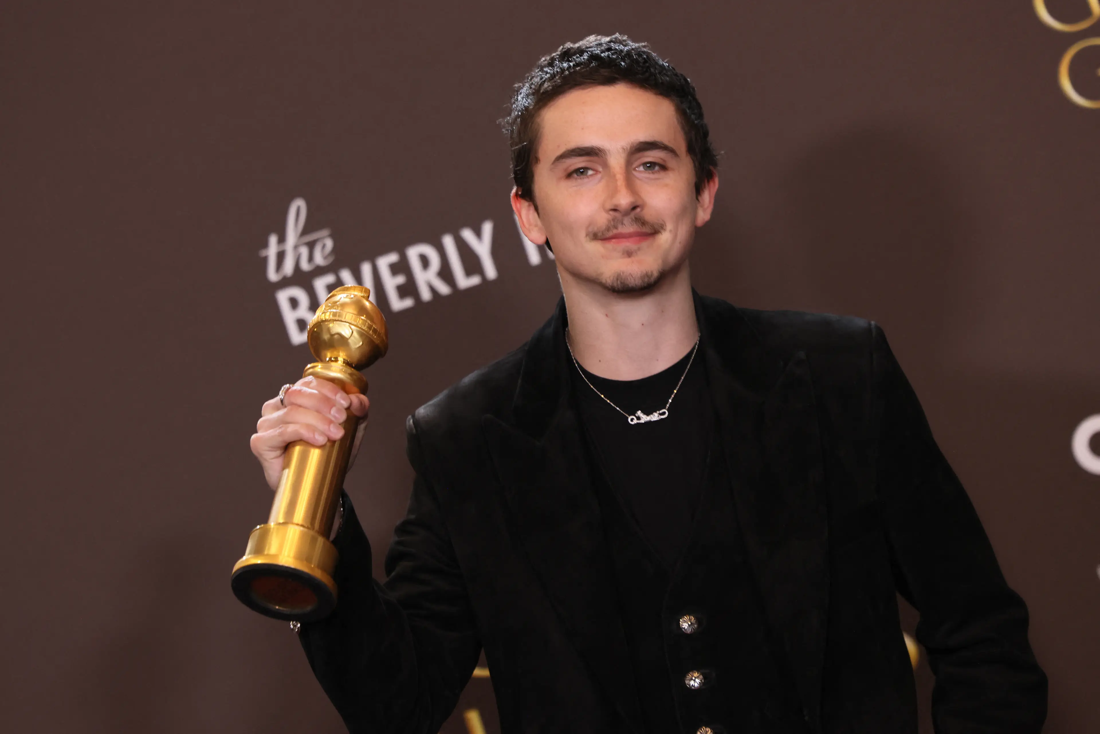 Timothée Chalamet had a lot of people to thank during his acceptance speech (Etienne Laurent / AFP via Getty Image)