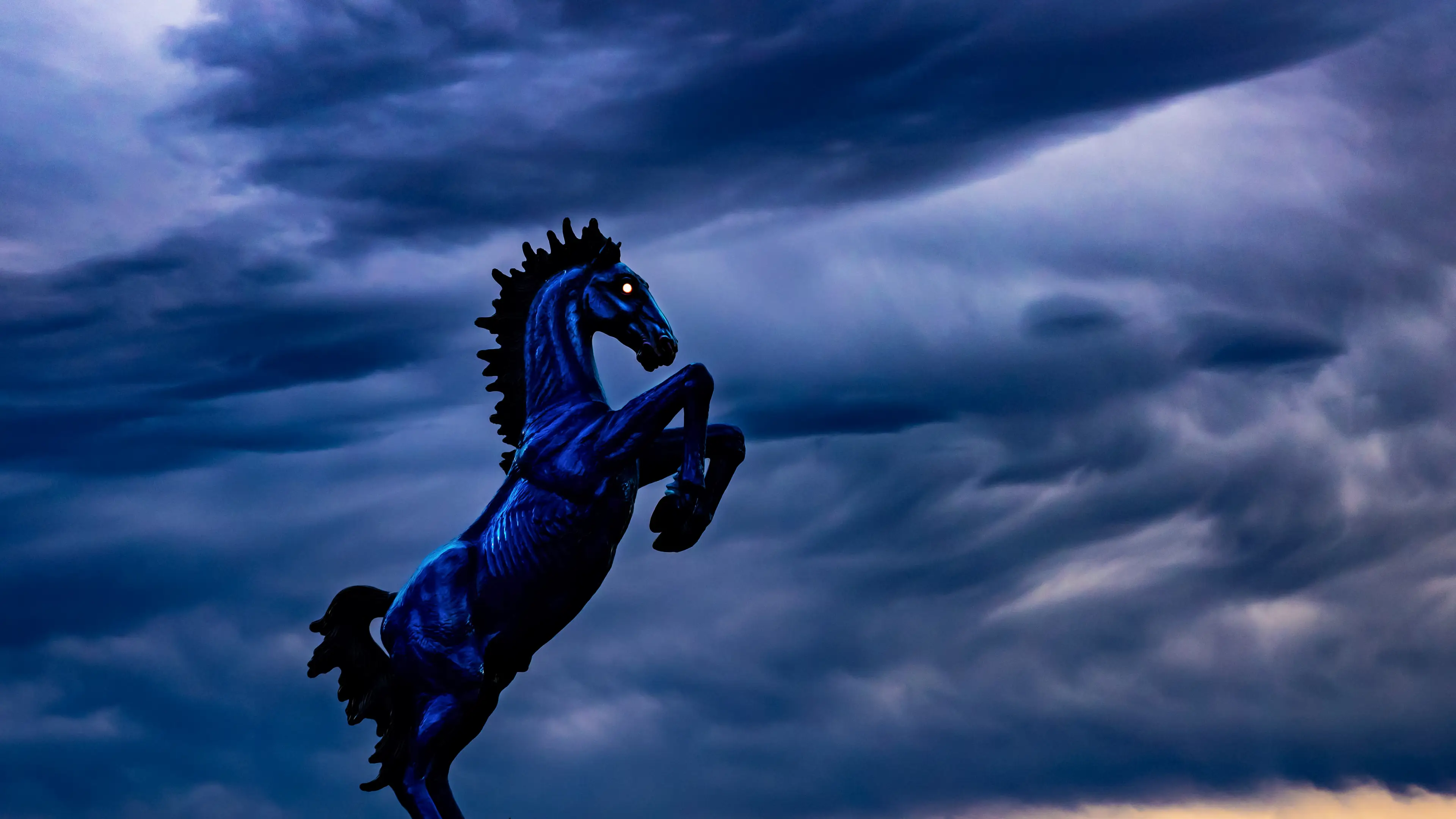 That's a very apocalyptic-looking horse (Denver International Airport)