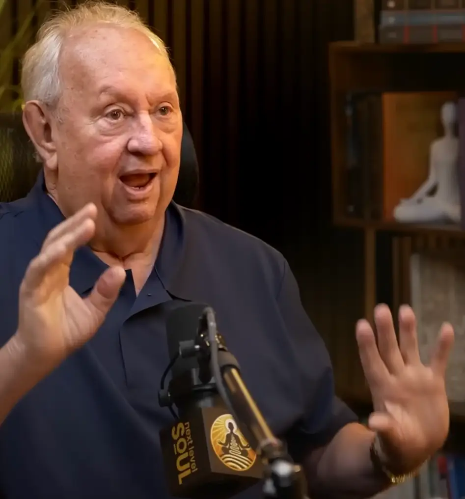 Robert recalled what happened in his near death experience (YouTube/Next Level Soul Podcast)