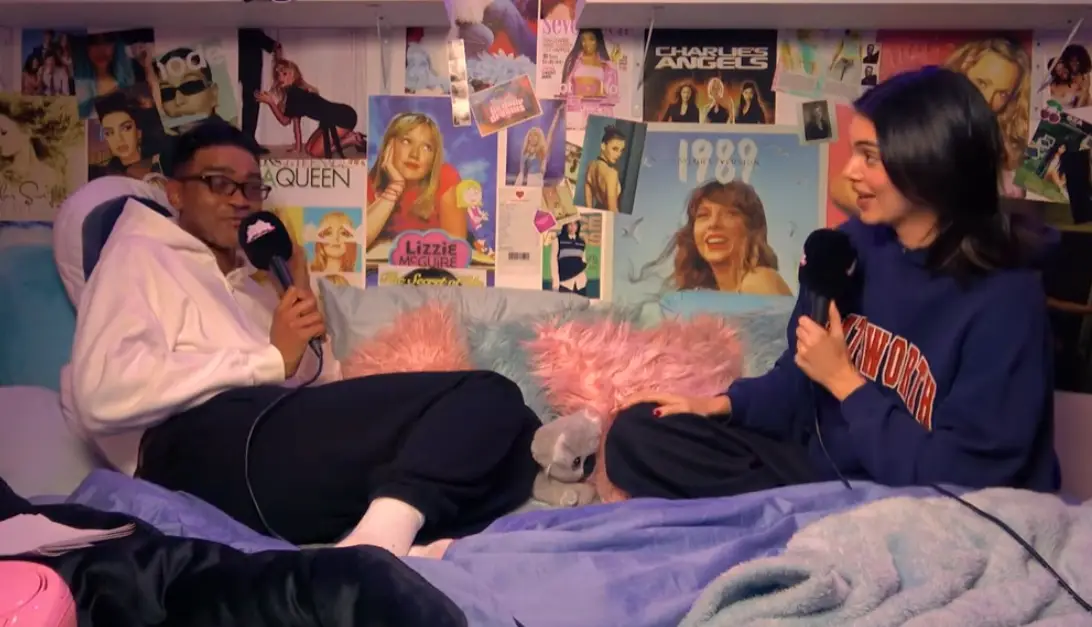 She confirmed she is not gay (InYourDreamsWithOwenThiele/ YouTube)