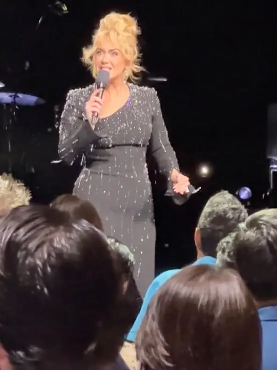 Despite giving it her best shot, Adele's attempt at Beyoncé’s 'everybody on mute challenge' really did not work.