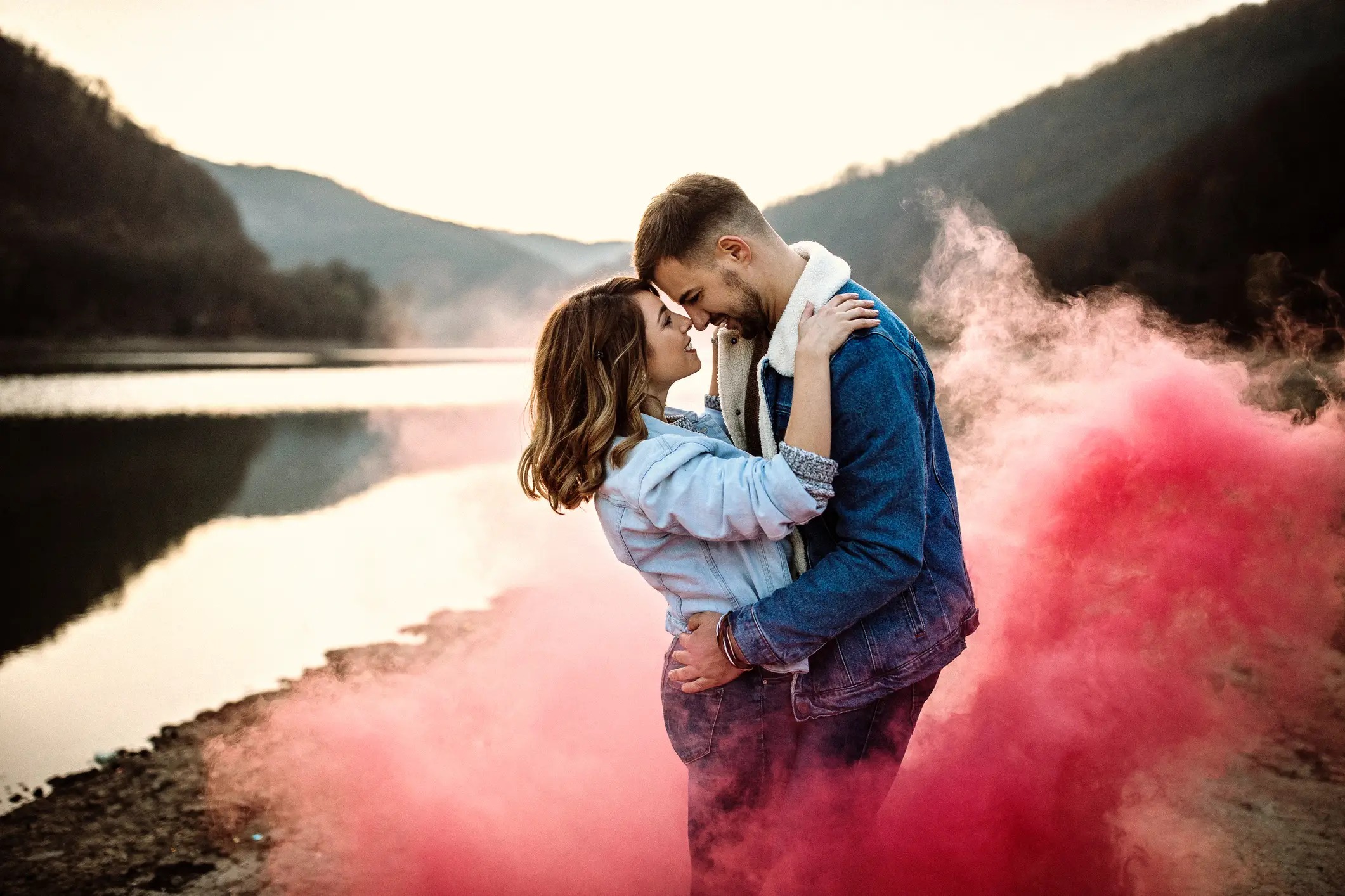 Sometimes people might 'love bomb' a new partner (Getty Stock)