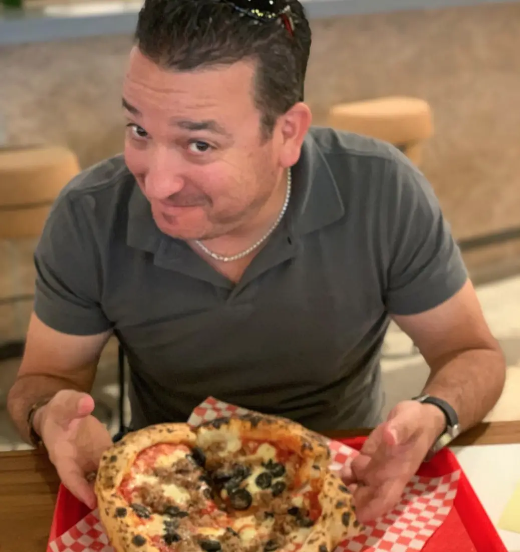 The CEO of Carve Communications has spoken about the issue of employees taking part in 'quiet vacationing'. (Instagram/@carvecomms)