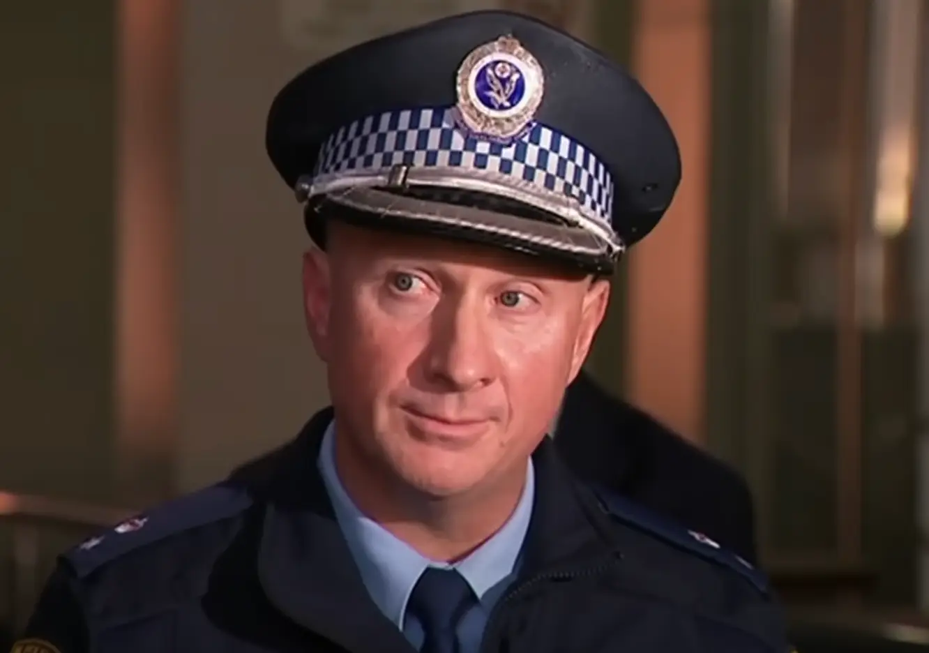 NSW police superintendent Paul Dunstan said the dad died doing a 'heroic act'. (10 News First)