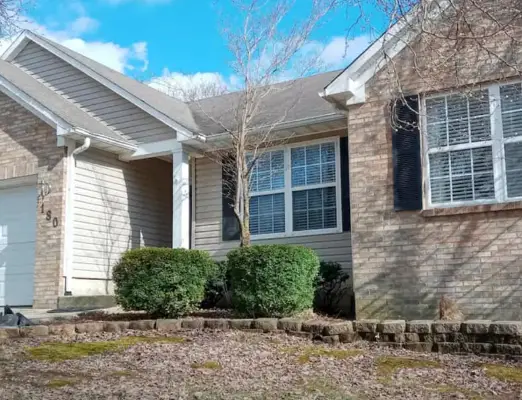 The group checked into the property on 11 April. (Facebook/ Laura Schilling) 