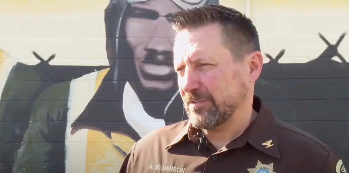 Carfentanil is 100 times stronger than fentanyl (First Alert 6)