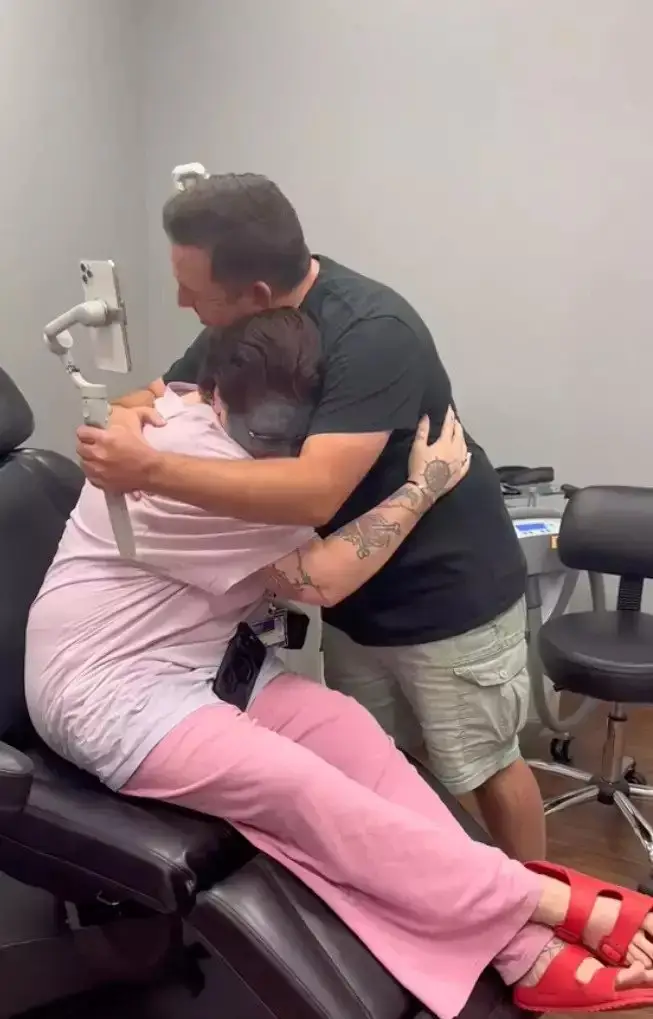 Taylor is now undergoing treatment to have the tattoos removed.