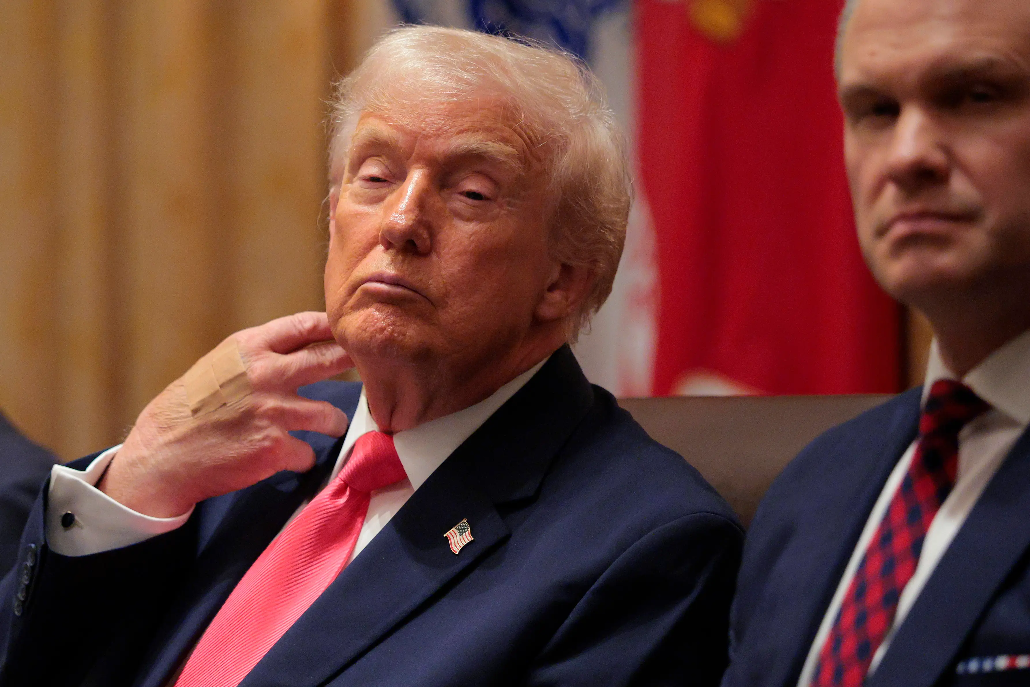 90 minutes in, the president appeared to be struggling to stay awake (Chip Somodevilla/Getty Images)