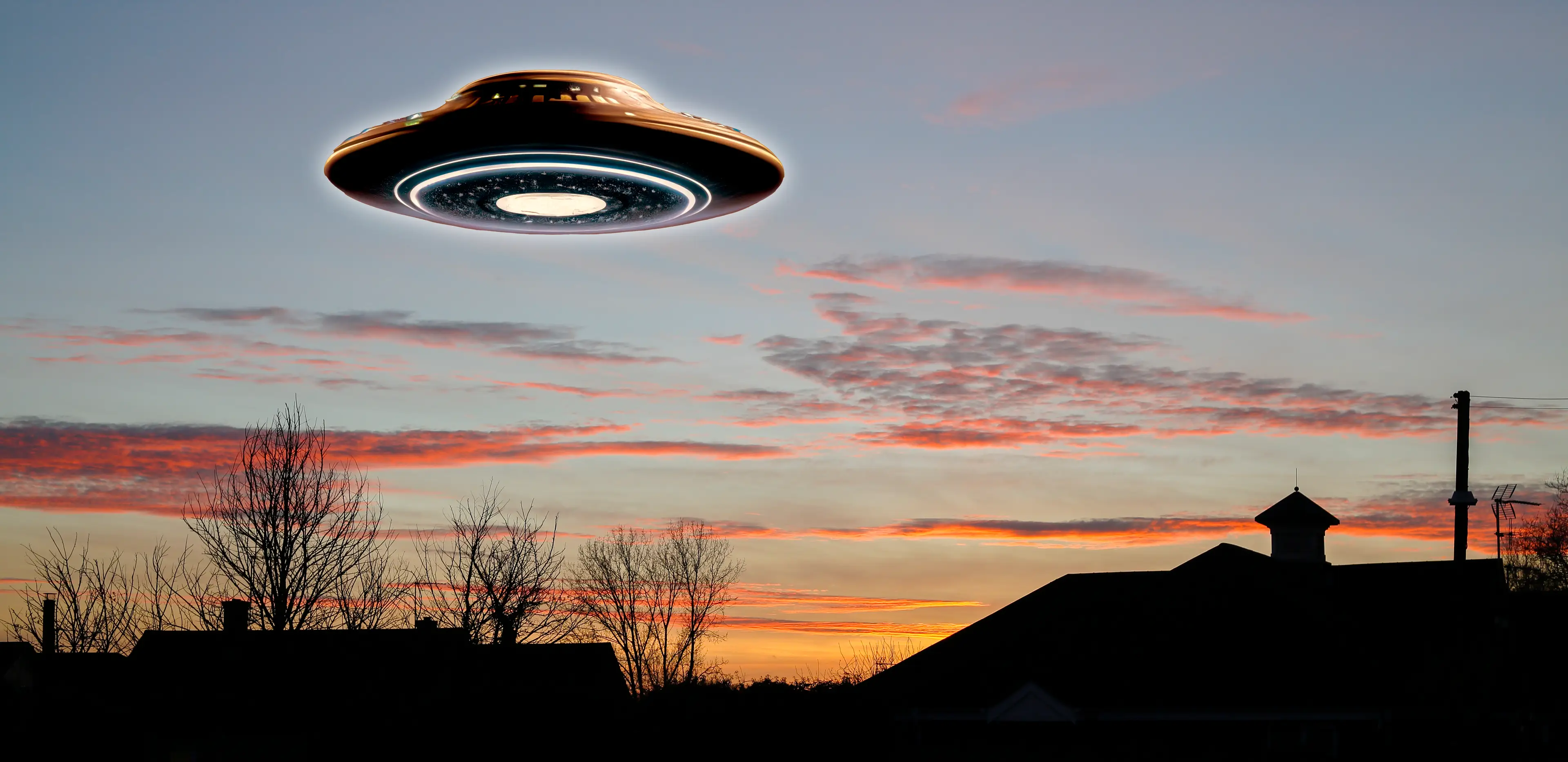 Father Carlos Martins has recalled a UFO experience (Getty Stock Photo)