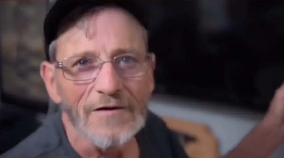 Dennis Hamlin, Denny Hamlin's father, tragically died following a house fire (Netflix)