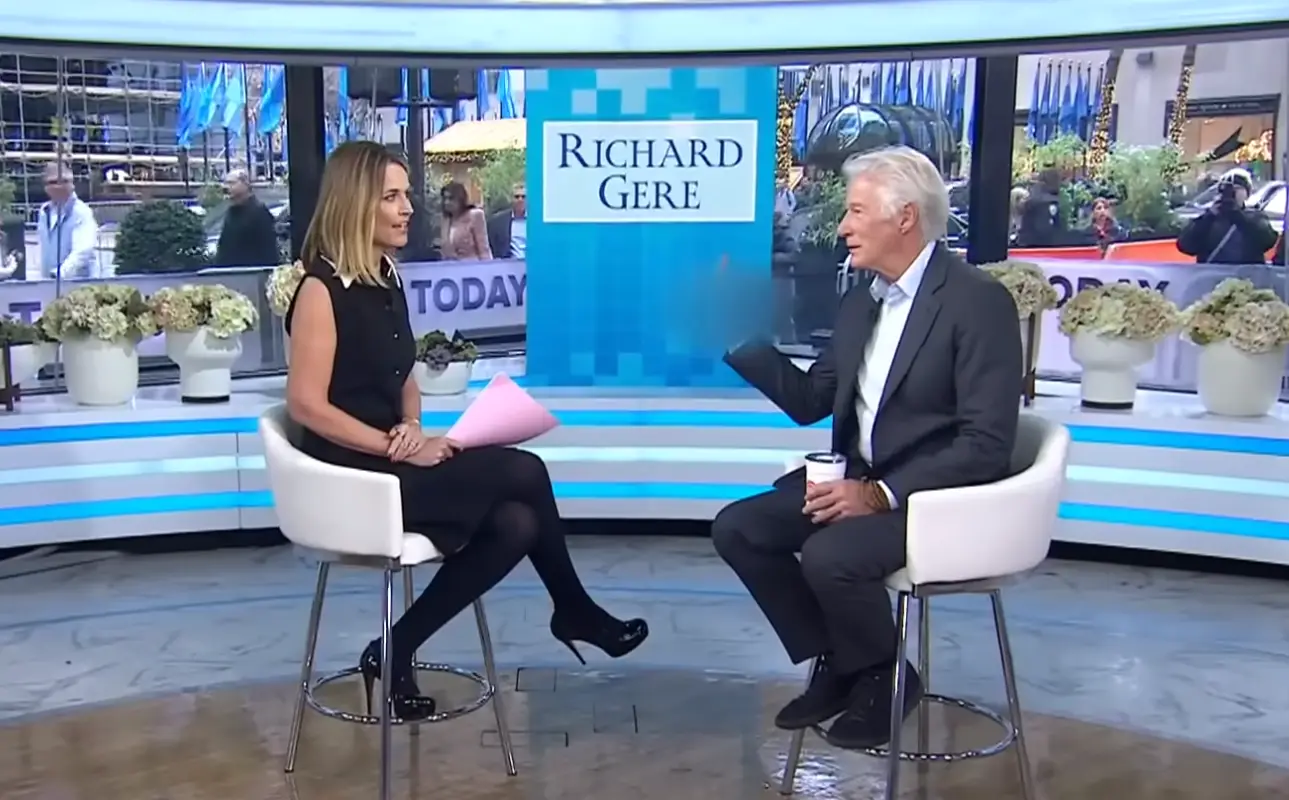 Richard Gere flipped his middle finger on live television (NBC)