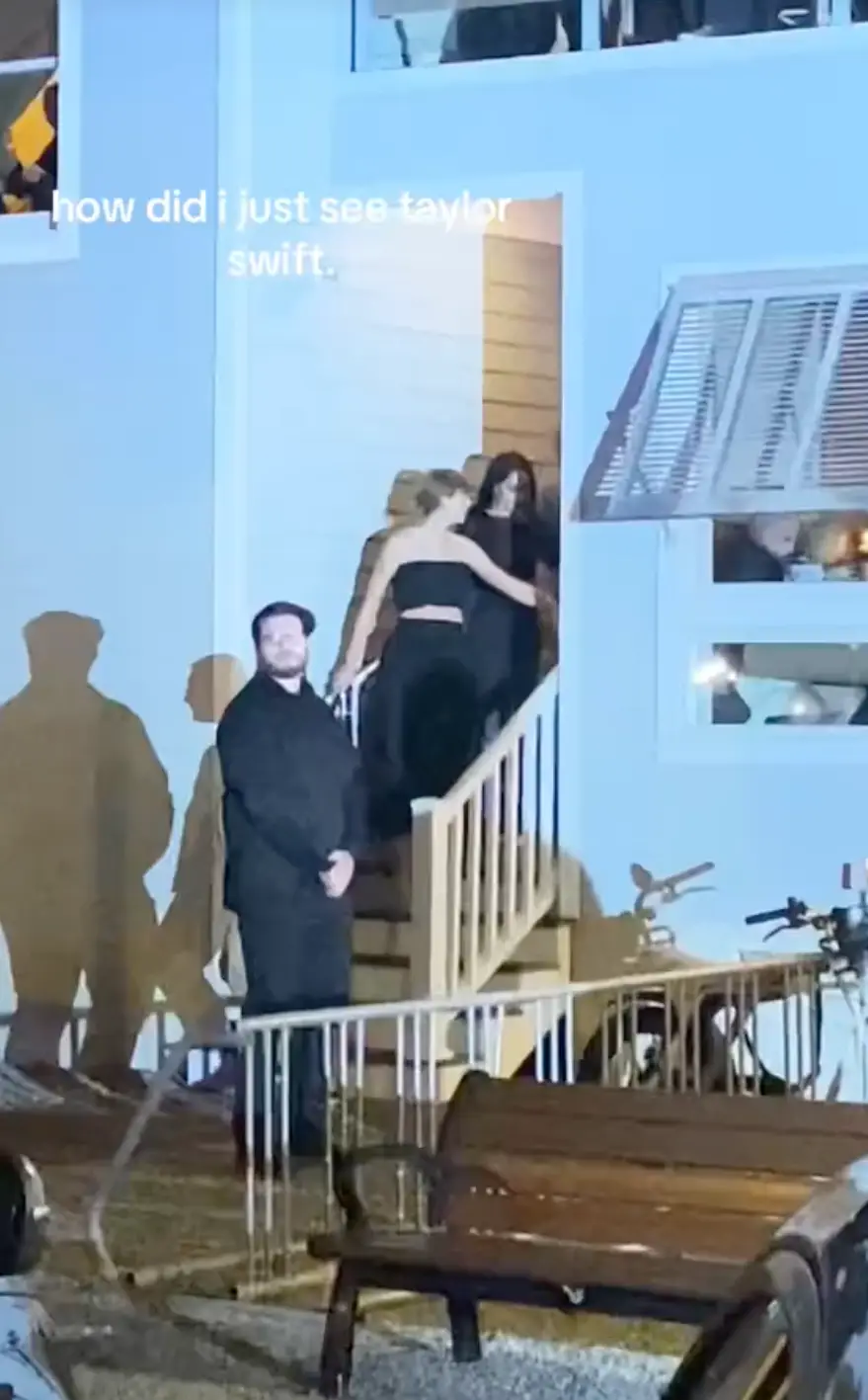 Taylor Swift was seen at the restaurant alongside actor friends Zoë Kravitz and Channing Tatum.