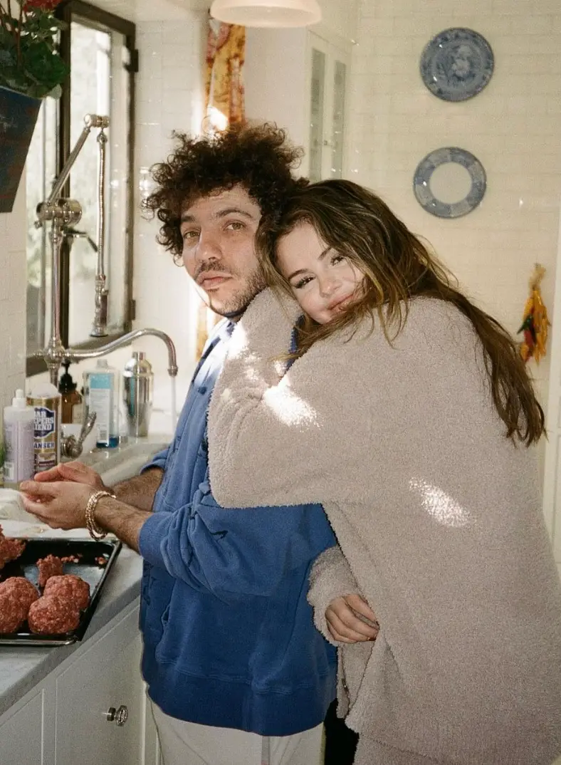 The music star has previously addressed the criticism she and Blanco receive (Instagram/Selena Gomez)