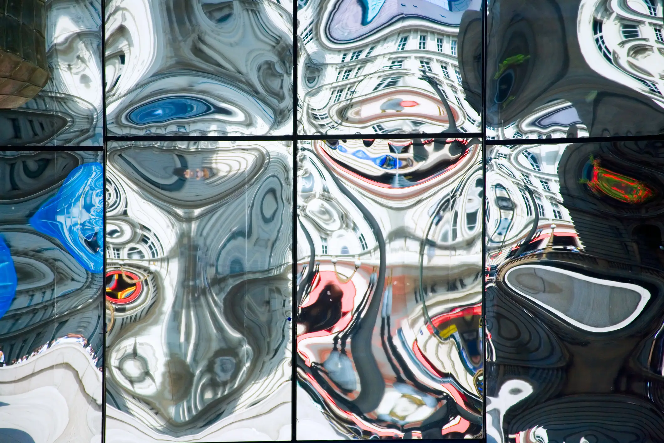 Some have said it's like looking in a 'funhouse mirror'. (Getty Stock Image)