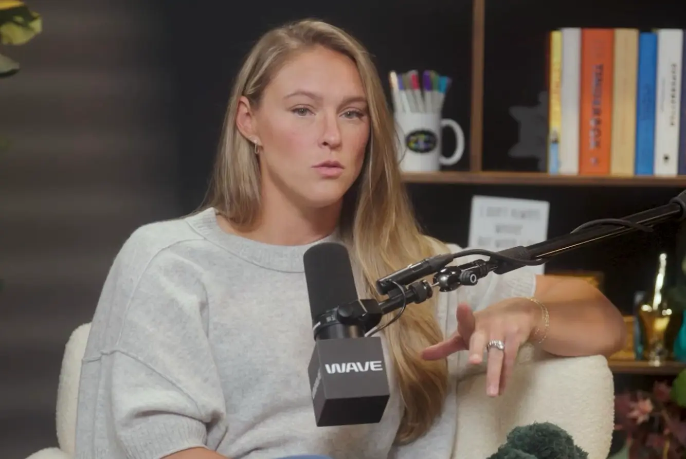 Bullock opened up to Kylie Kelce about her daughter's candid approach to her love life (Not Gonna Lie Podcast / Youtube)