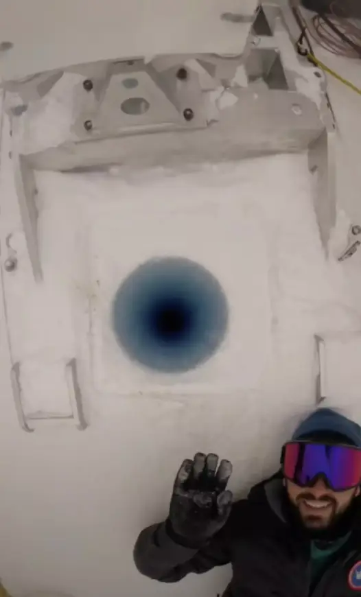 Austin Carter wowed social media users with the short video. (Storyful)