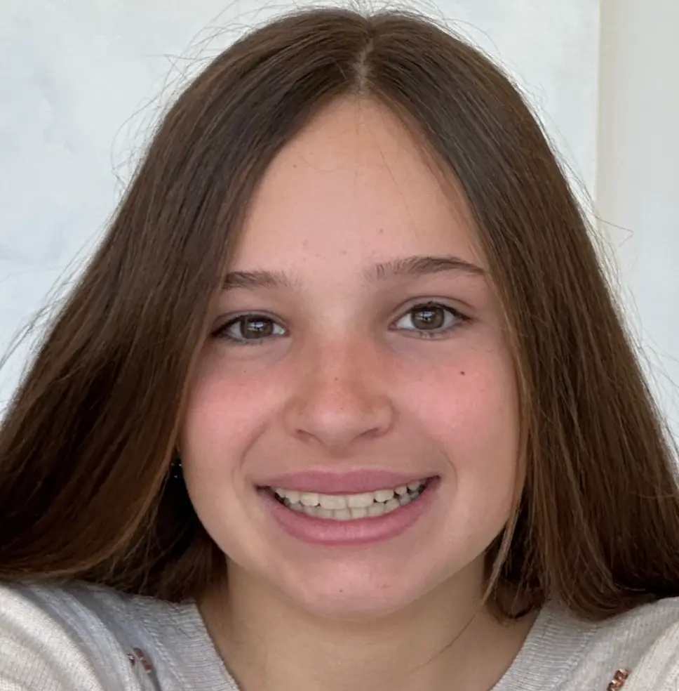 Police and Alisa's parents are working to get her back home (Findalisa.com)