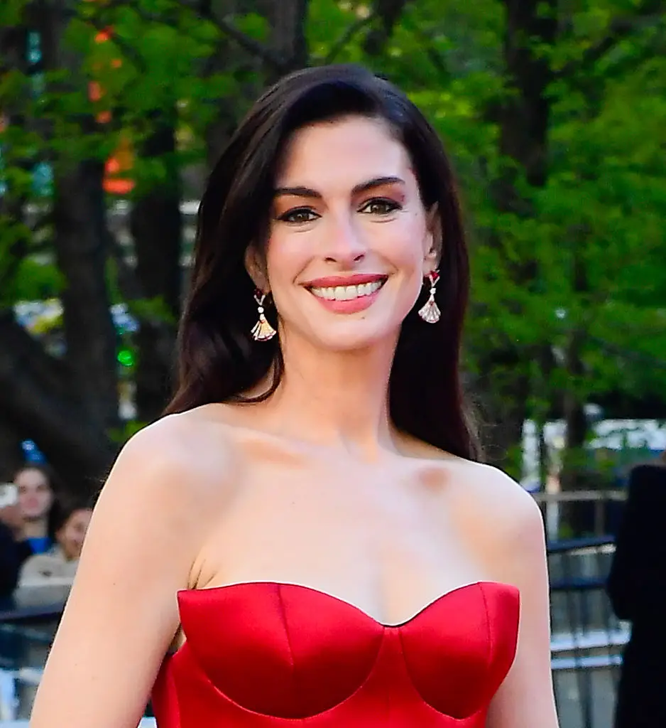 Hathaway revealed she was blind in one eye for a decade (Raymond Hall/GC Images)