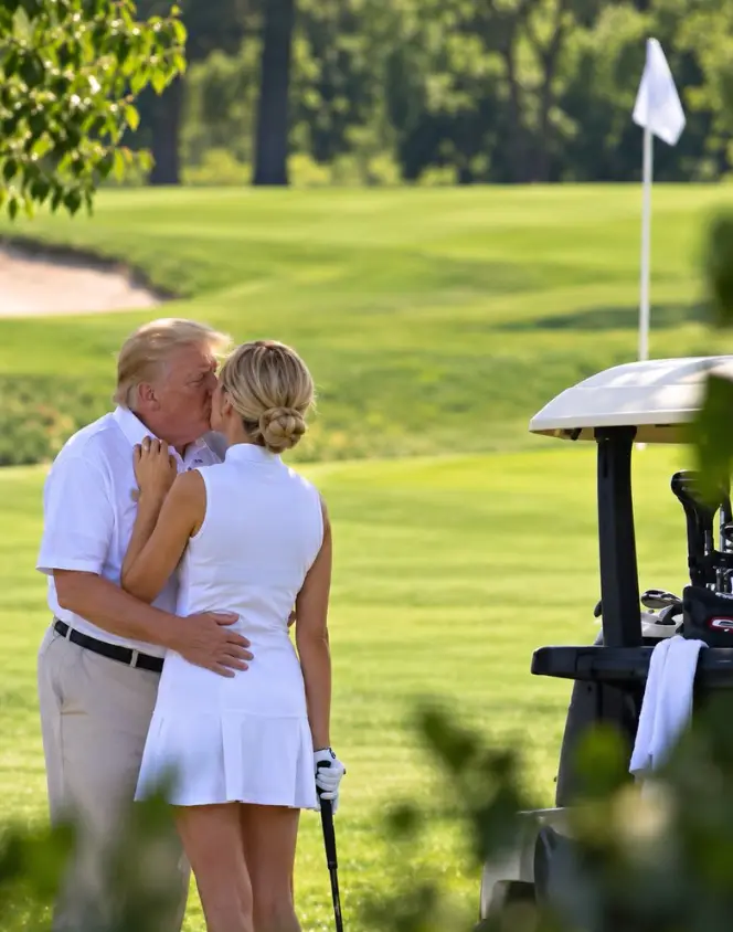 It's clear that this 'photo' of Donald Trump is AI generated (X)
