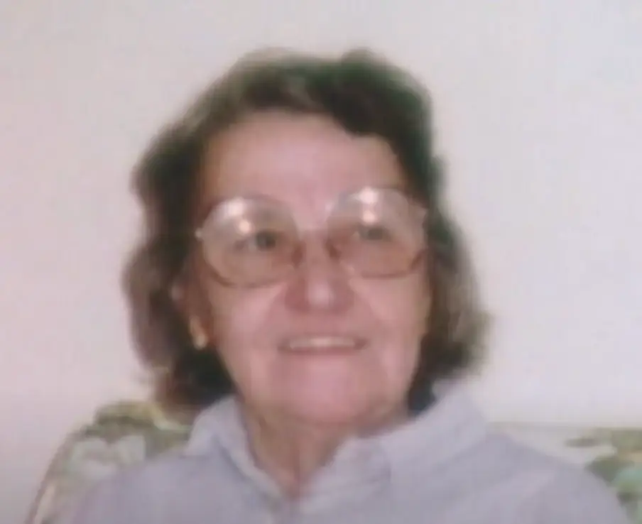 Prazniak was found in her apartment (CBS News)