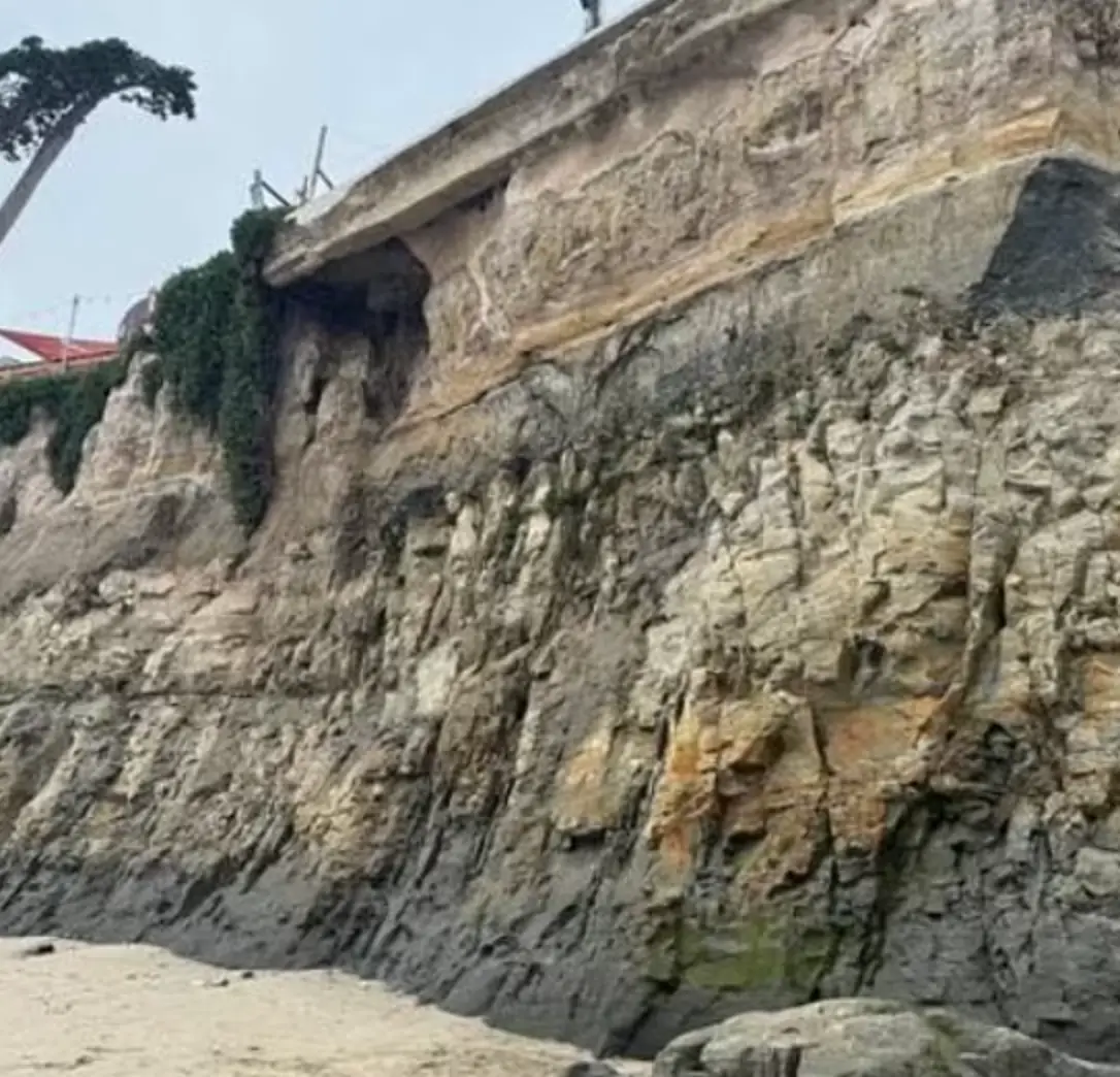 The cliffs in Isla Vista back a number of houses where students live. (Santa Barbara County Fire Department)