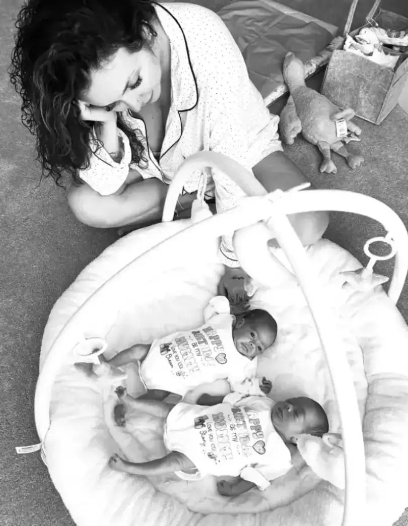 The Little Mix star welcomed her twin girls in 2025 (Instagram/@jesynelson)