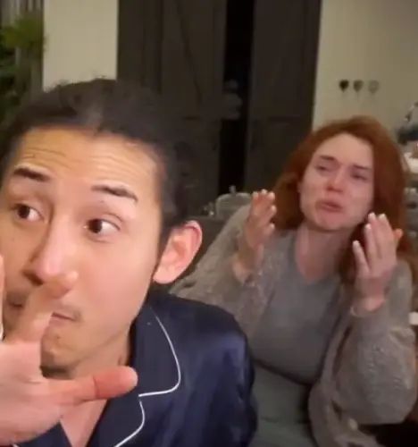 The police were eventually called (Kick / Amouranth)