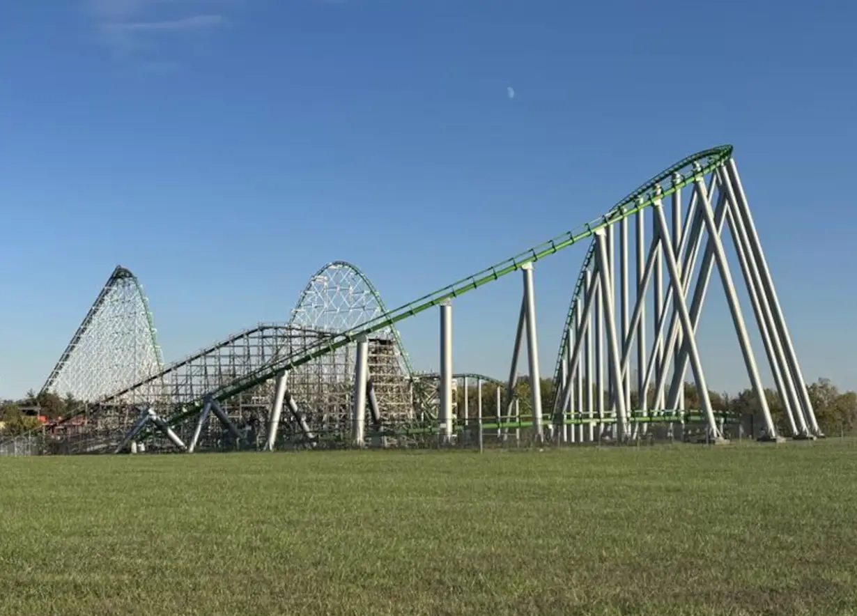 Worlds of Fun's Mamba was closed after the incident, and safety inspections were carried out (KCTV5)