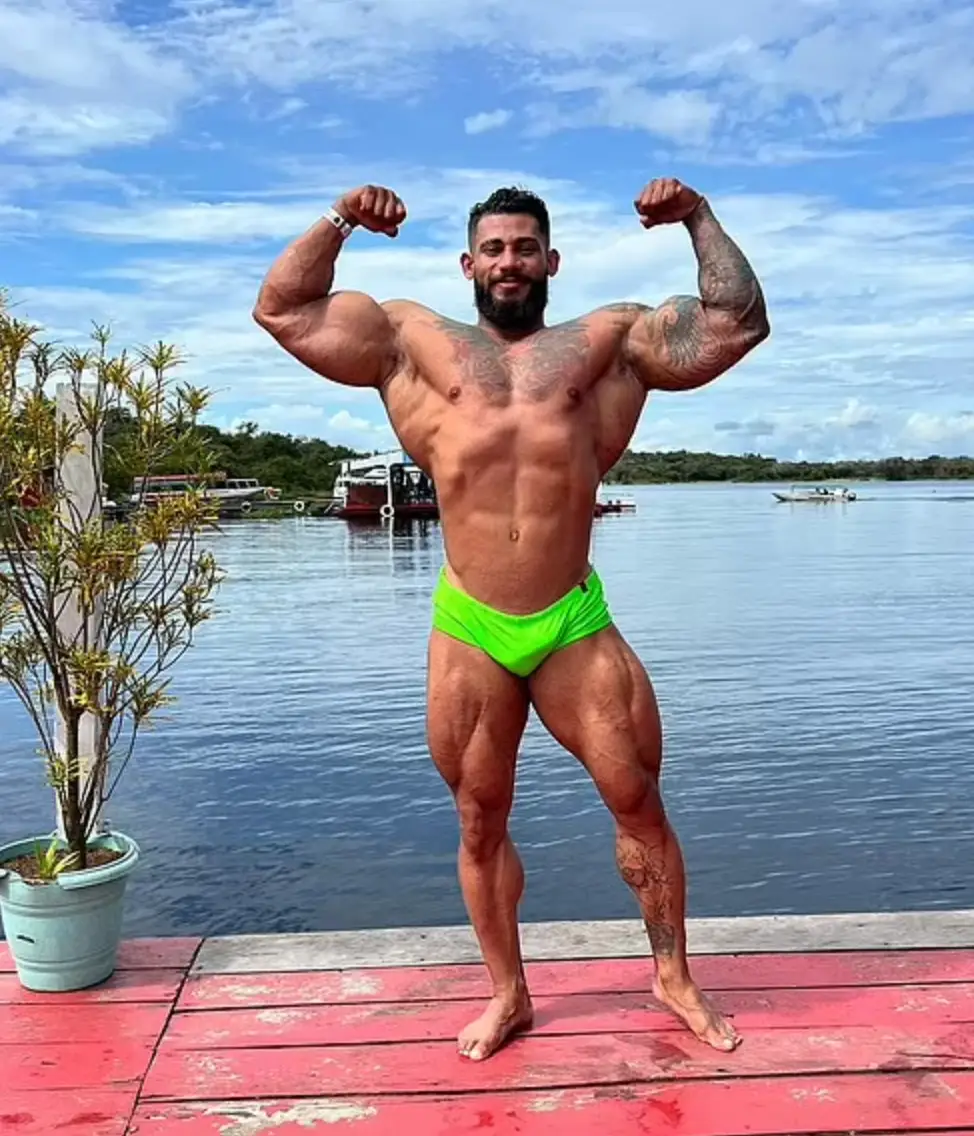 Antônio Souza had been bodybuilding since he was 15 years-old.(@antonio_souza.97/Instagram)