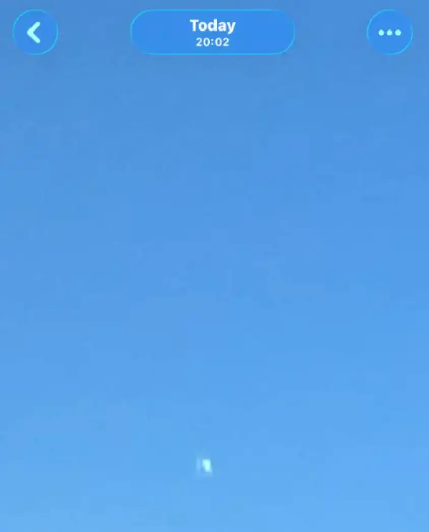 Photo taken on a pilot's phone of the object (NUFORC)