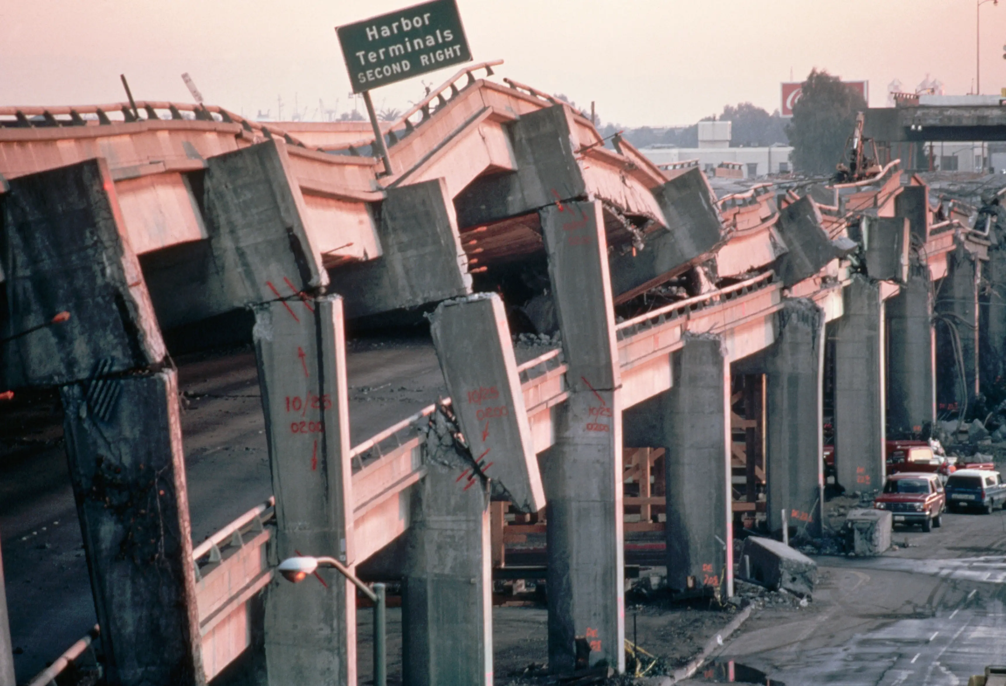 The remains of the Cypress Freeway after the Loma Prieta earthquake (Jim Sugar/Corbis via Getty Images)