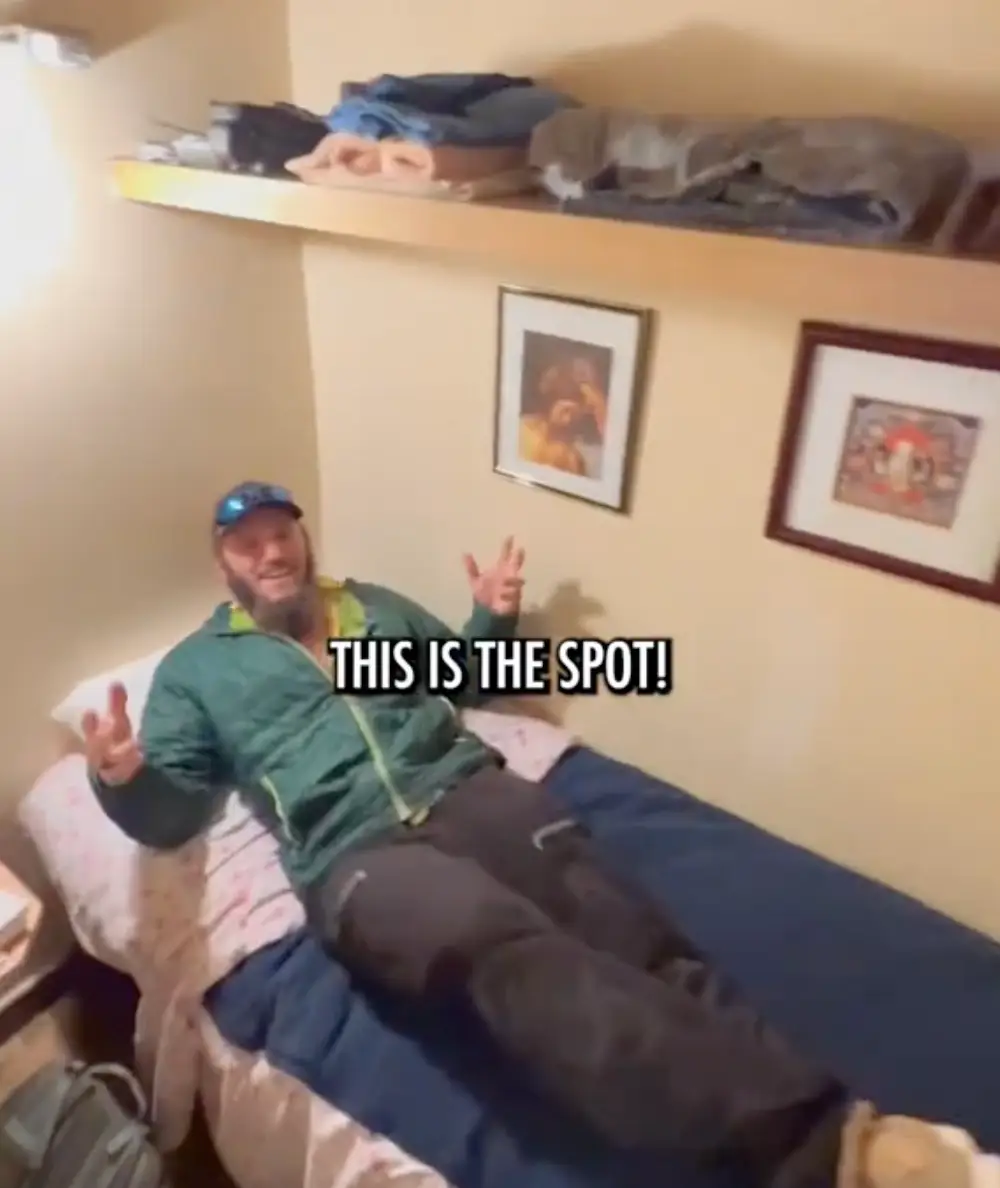 Magaster described the room as a being, ‘humble but accommodating’.