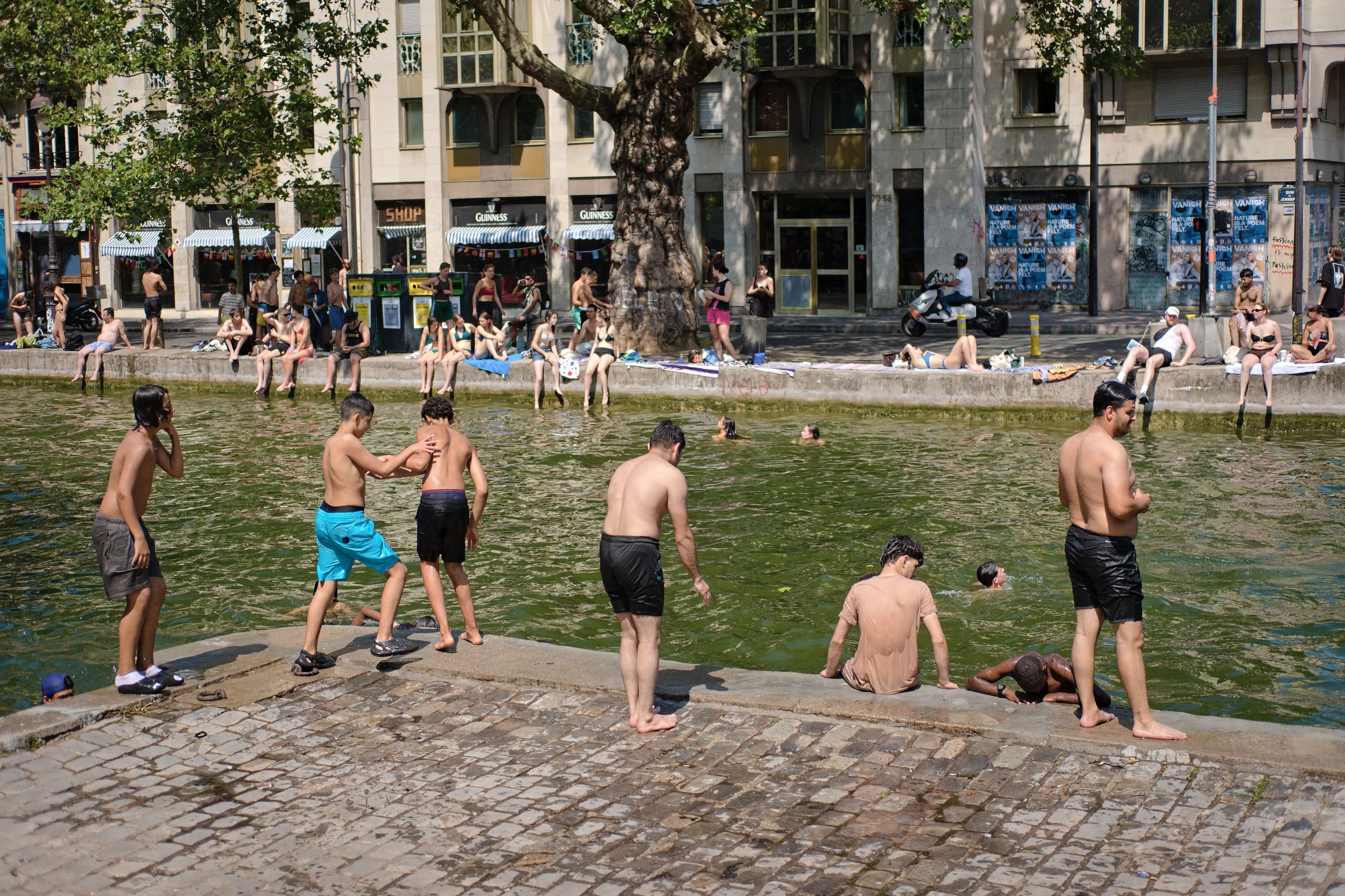 48 people have recently drowned in France as they tried to seek relief from the scorching weather (Djoudi Hamani / Hans Lucas / AFP via Getty Images)