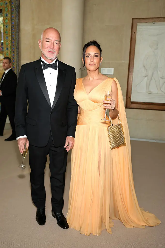 Jeff Bezos and Elena Sanchez Blair attend the 2026 Met Gala (Arturo Holmes/MG26/Getty Images for The Met Museum/Vogue)